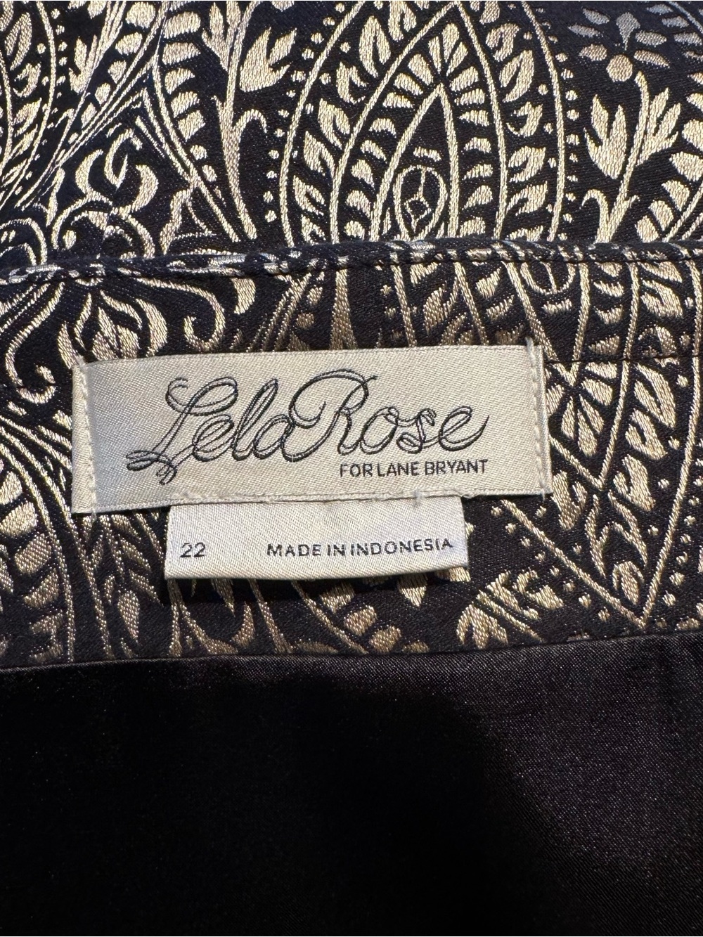 Women's Black and Gold Paisley Skirt Lela Rose for Lane Bryant. Size 22